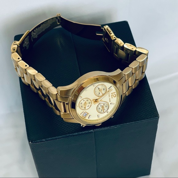 Michael Kors Mini Runway Chronograph Watch - Picture 6 of 7